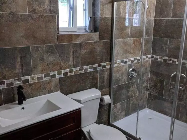 پانسیون Rockhampton Retreat Guest House