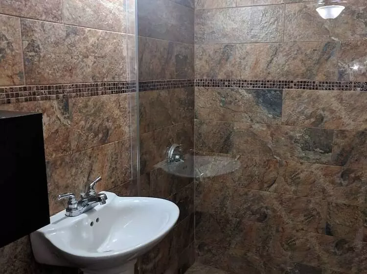 پانسیون Rockhampton Retreat Guest House