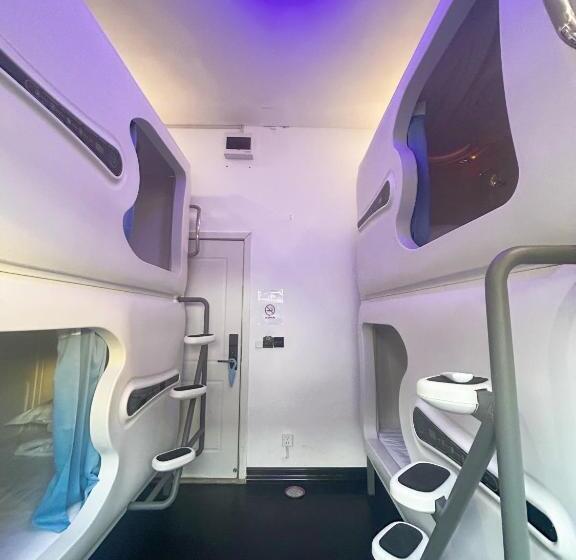 פנסיון Syri Guesthouse Vientiane Hostel & Cafe