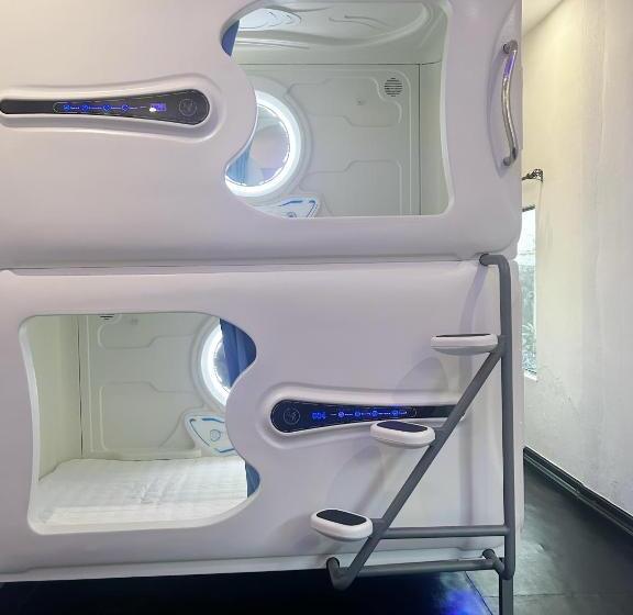 פנסיון Syri Guesthouse Vientiane Hostel & Cafe