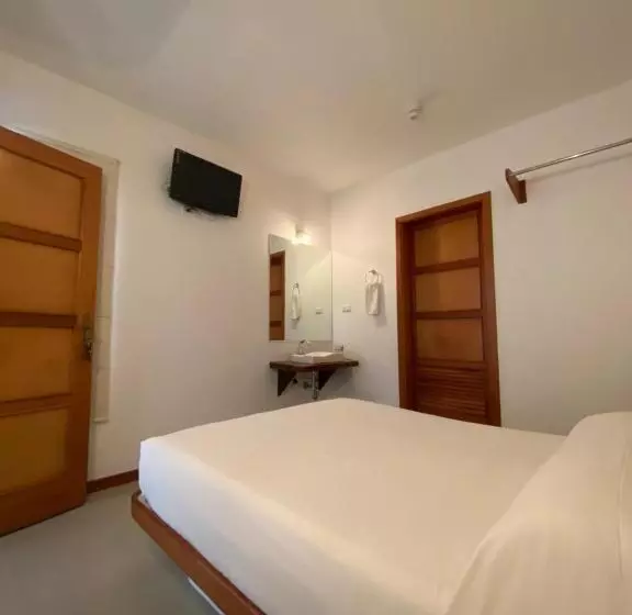 هتل Casa Tramontana