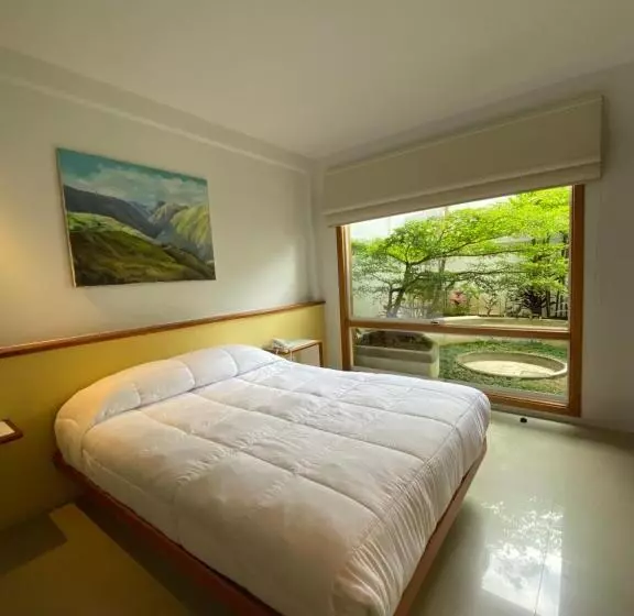 هتل Casa Tramontana