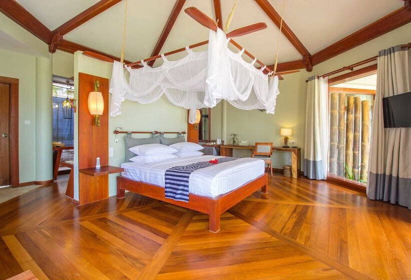 Hotel Pristine Mermaid Resort