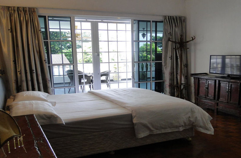 호스텔 Qube Beach Resort