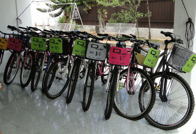 호스텔 Qube Beach Resort