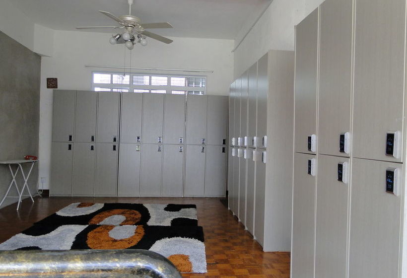 호스텔 Qube Beach Resort