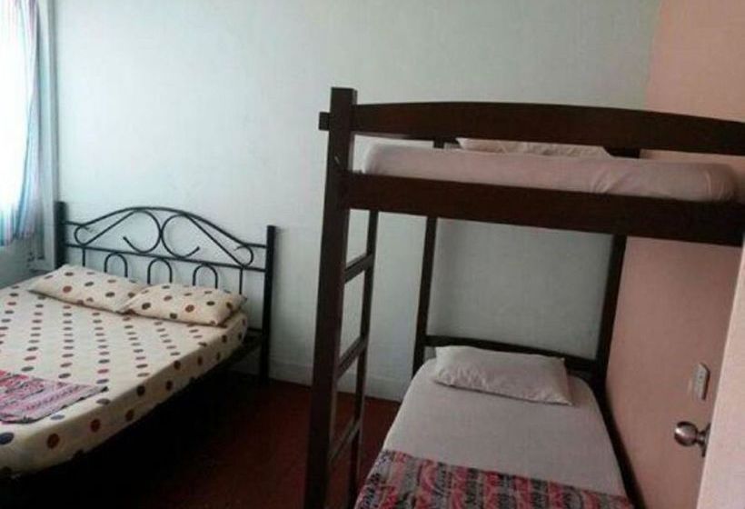 Albergue Stay In Lodge