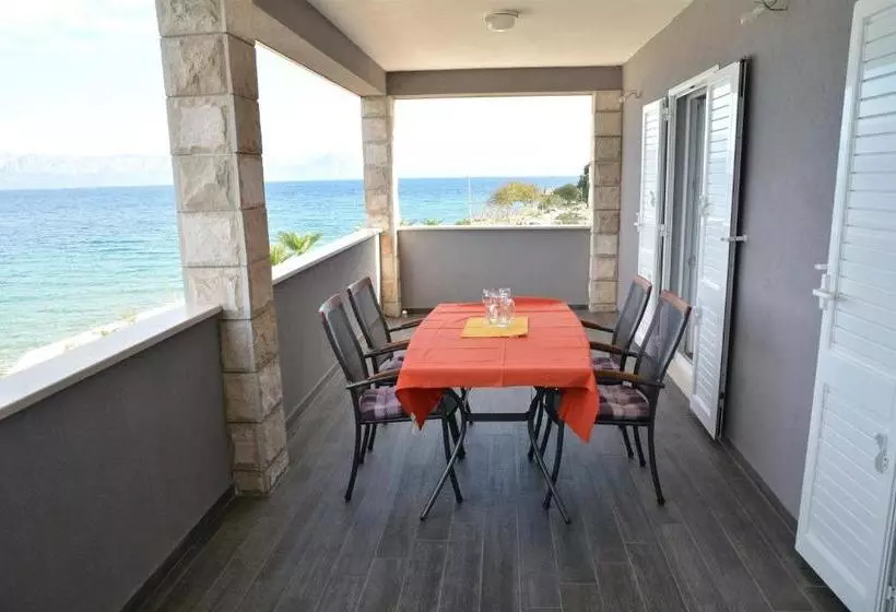 Apartments Dubas