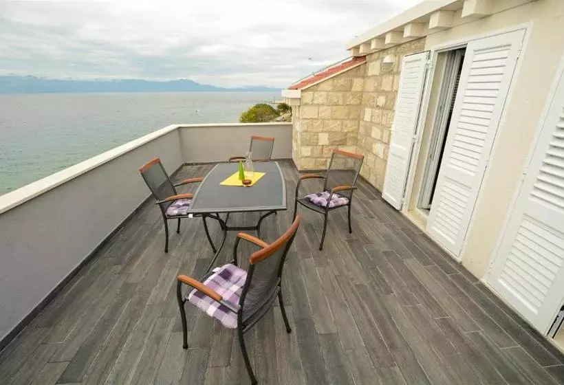 Apartments Dubas