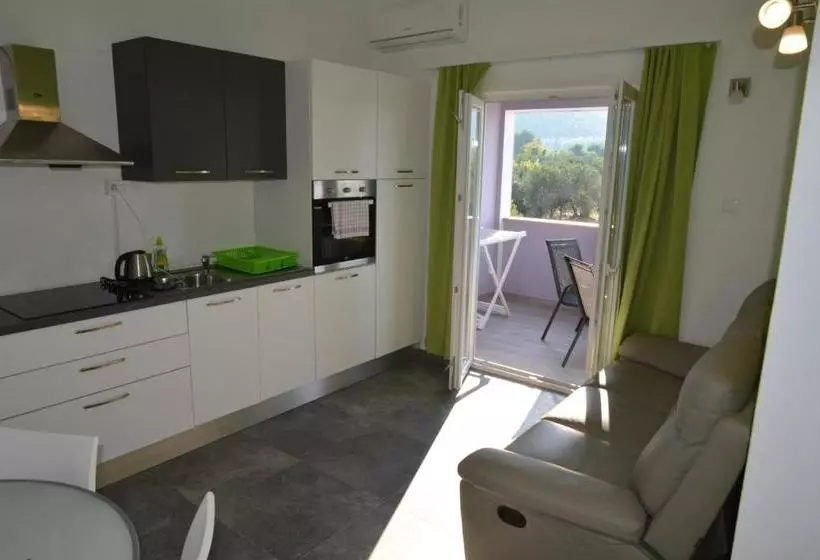 Apartments Dubas