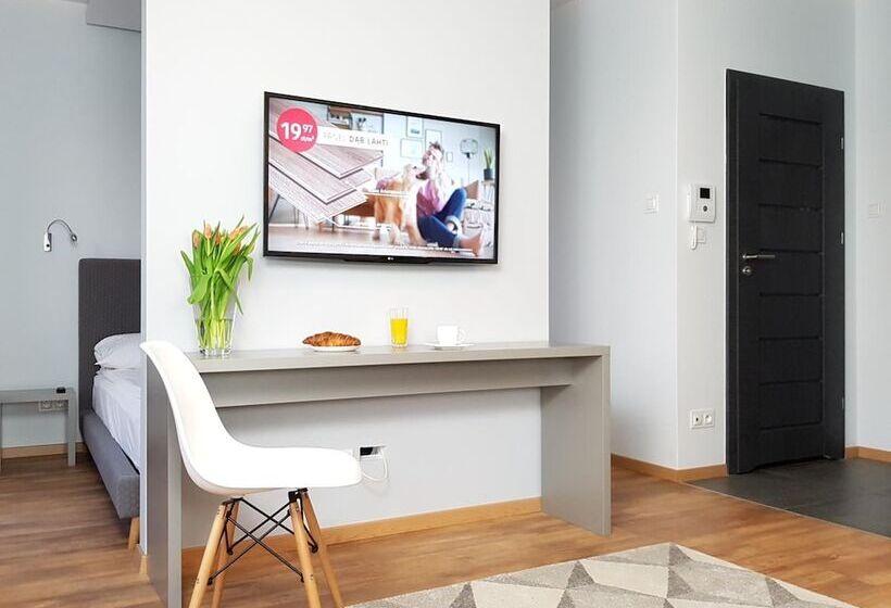 Chopin Apartments Capital