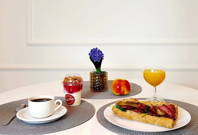 Chopin Apartments Capital