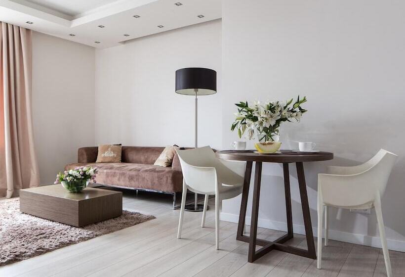 Chopin Apartments Capital