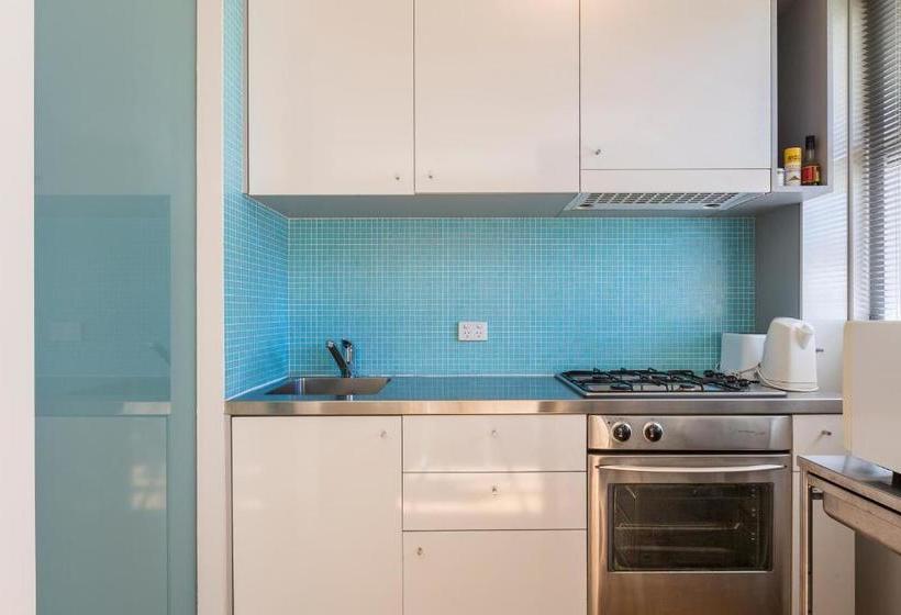 Cottesloe Tree Top Studio   Executive Escapes