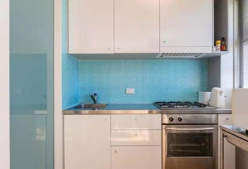 Cottesloe Tree Top Studio   Executive Escapes