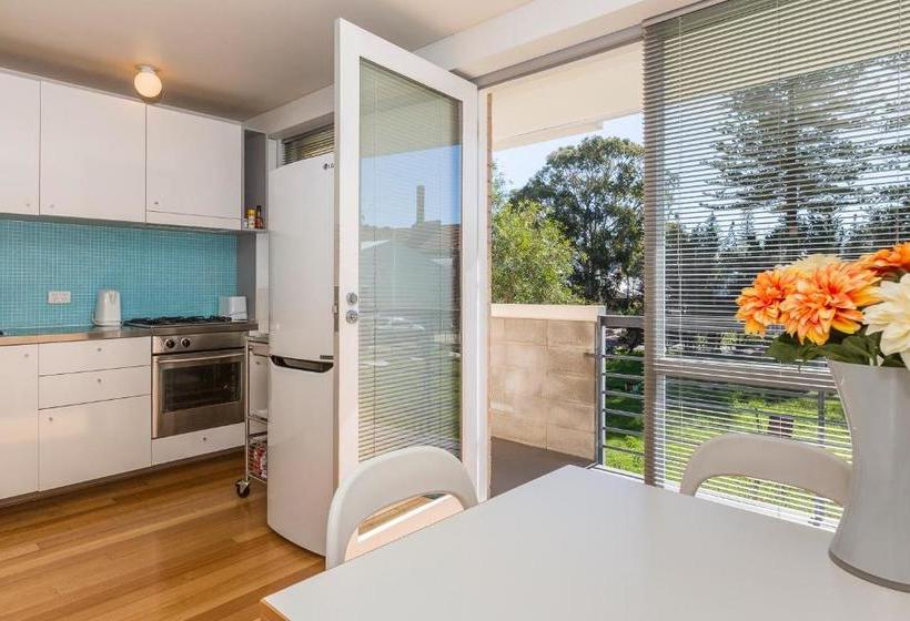 Cottesloe Tree Top Studio   Executive Escapes