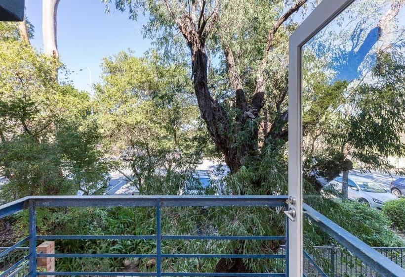 Cottesloe Tree Top Studio   Executive Escapes