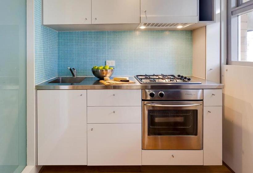 Cottesloe Tree Top Studio   Executive Escapes