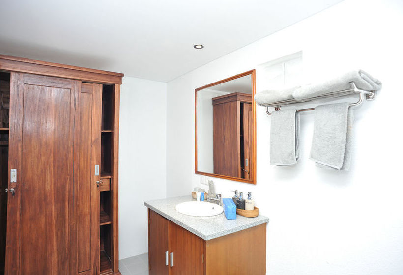 Szálloda Airy Sukawati Sutami Gunung Sari 99x Bali