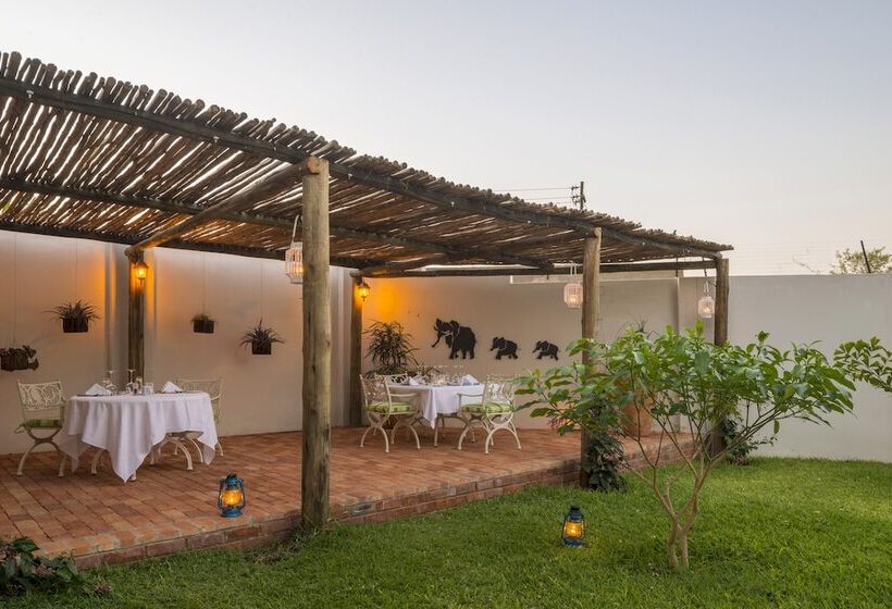 هتل Batonka Guest Lodge