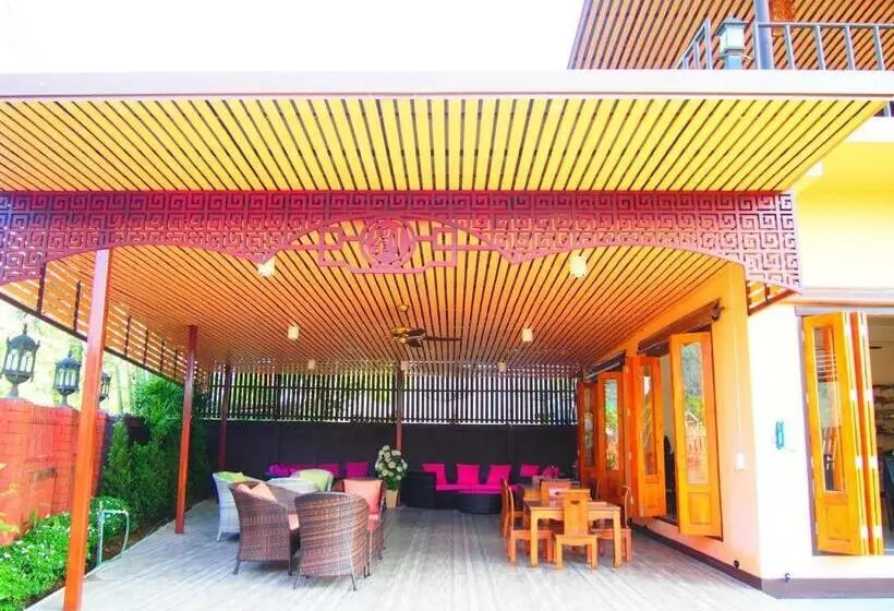 هتل Donut Resort