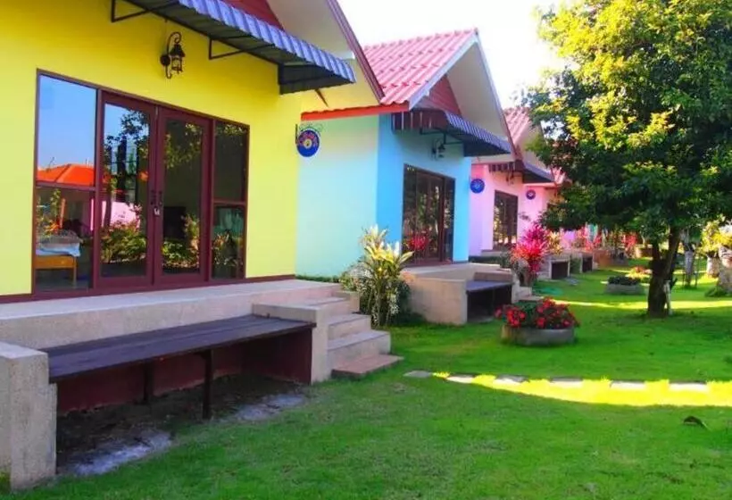 هتل Donut Resort