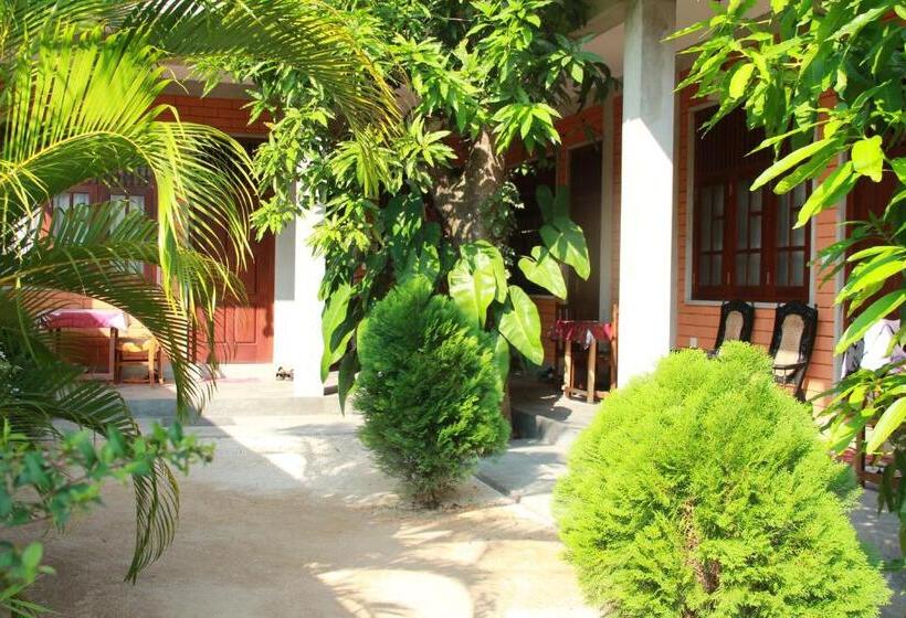 호텔 Eco Square Resort