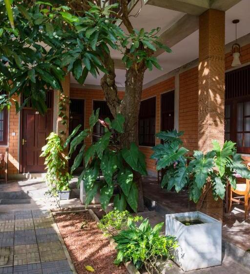 호텔 Eco Square Resort