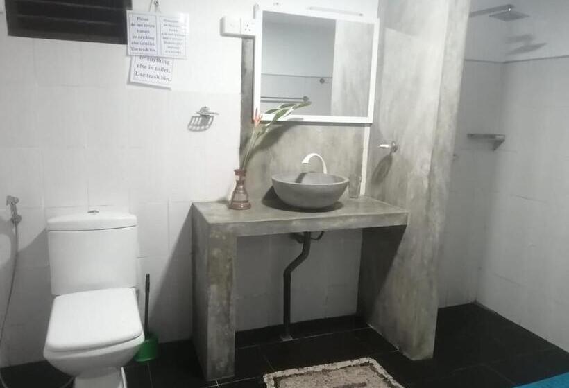 Отель Happy Beach Resort