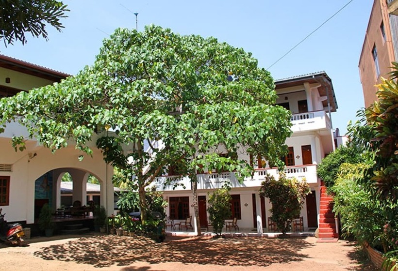 Отель Happy Beach Resort