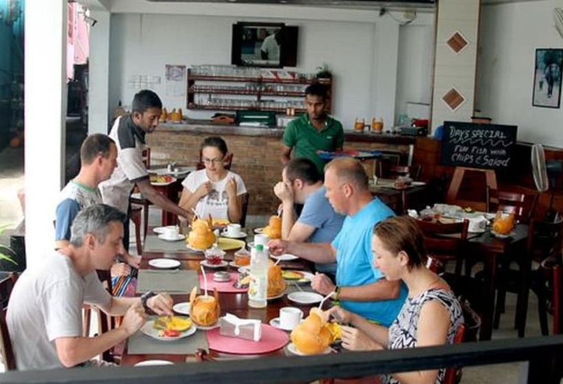 Отель Happy Beach Resort