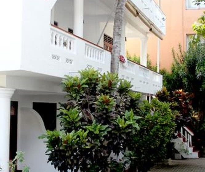 Отель Happy Beach Resort