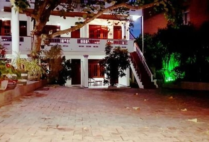 Отель Happy Beach Resort