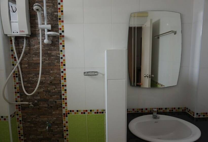 호텔 Mt Place Sakon Nakhon