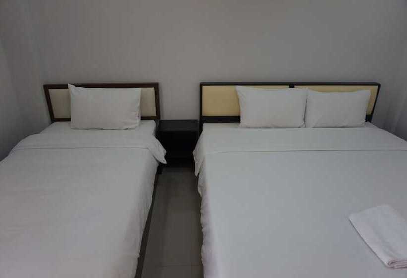 호텔 Mt Place Sakon Nakhon