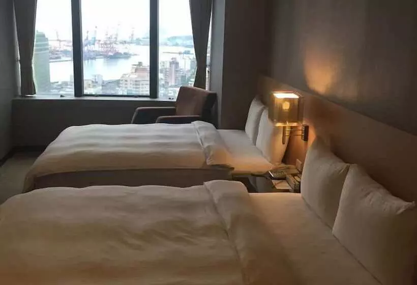 هتل Rhine Inn