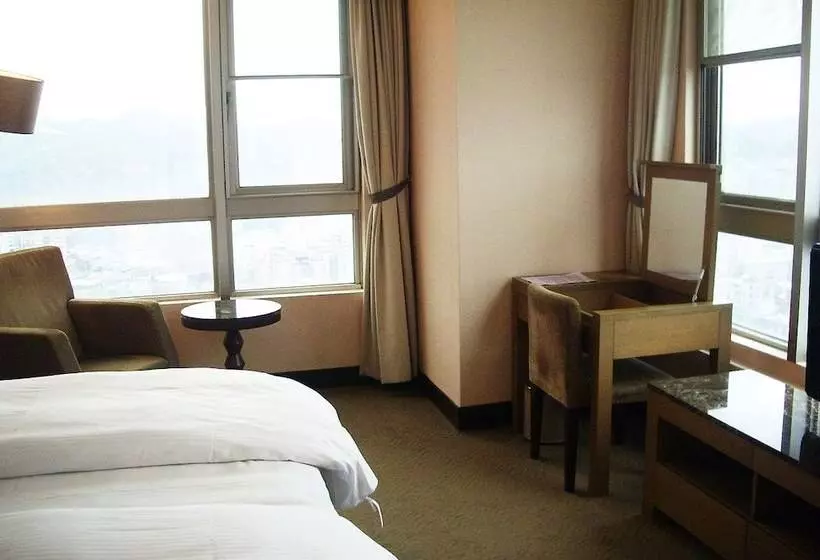 هتل Rhine Inn