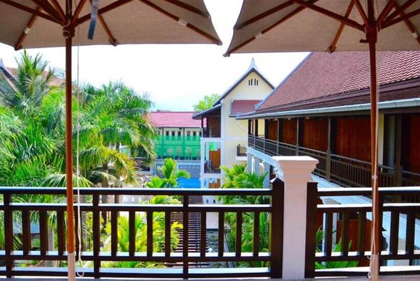 בית מלון כפרי Sanakeo Boutique & Spa