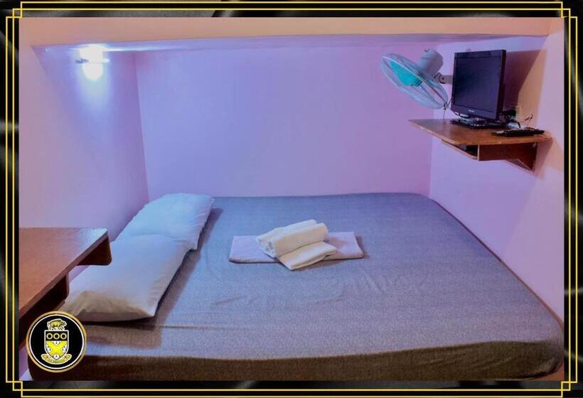 酒店 White Knights Dumaguete