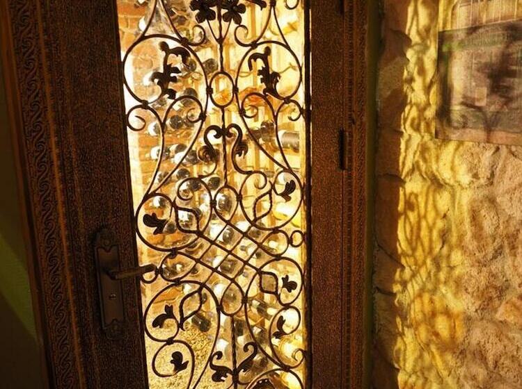 Pensió Alkionides Rooms