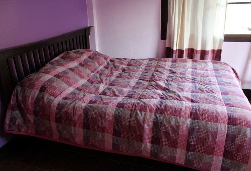 פנסיון Chita Coffee & Guesthouse