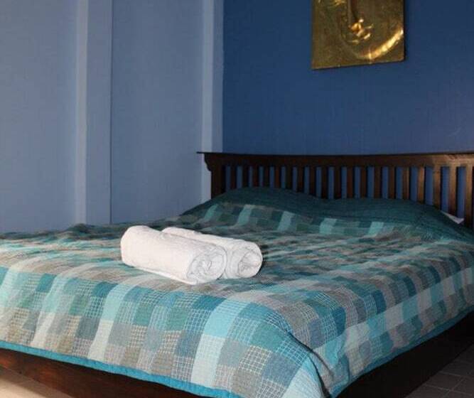 פנסיון Chita Coffee & Guesthouse