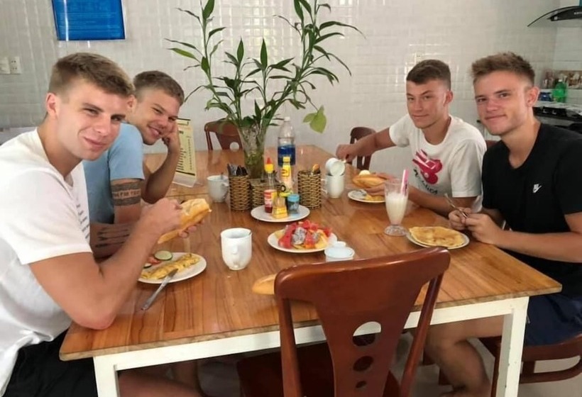 پانسیون Quynh Long Villa