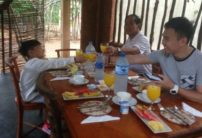 بنسيون Sigiri Wilderness Resort