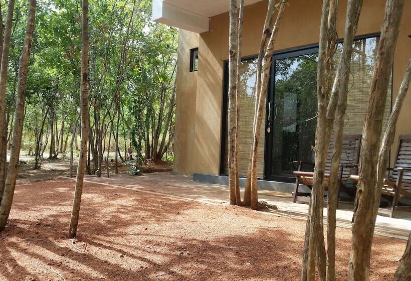 بنسيون Sigiri Wilderness Resort