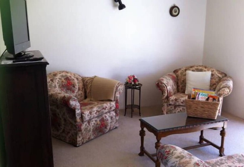 پانسیون The Shelter B&b