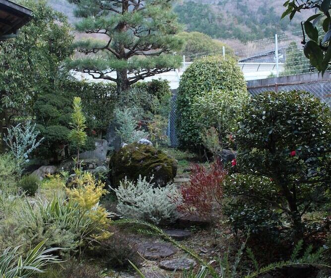 ペンション Wanokura