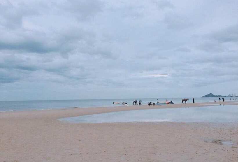 999 Triple Nine Boutique