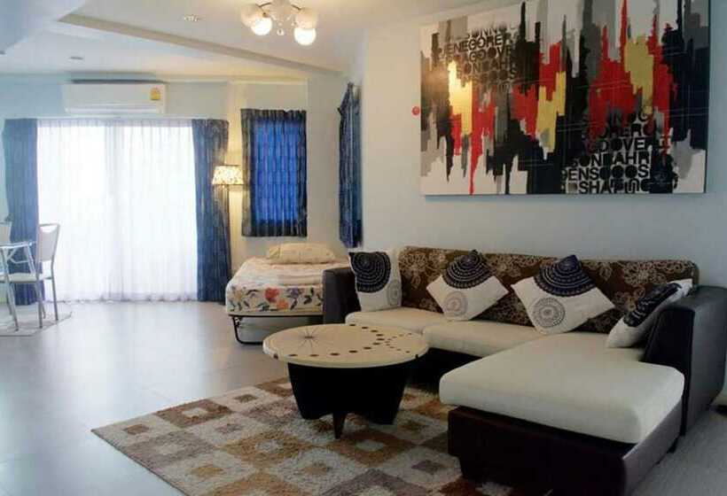 999 Triple Nine Boutique