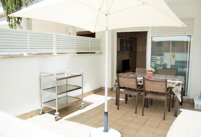 Apartment Mi Casa Fenals Family